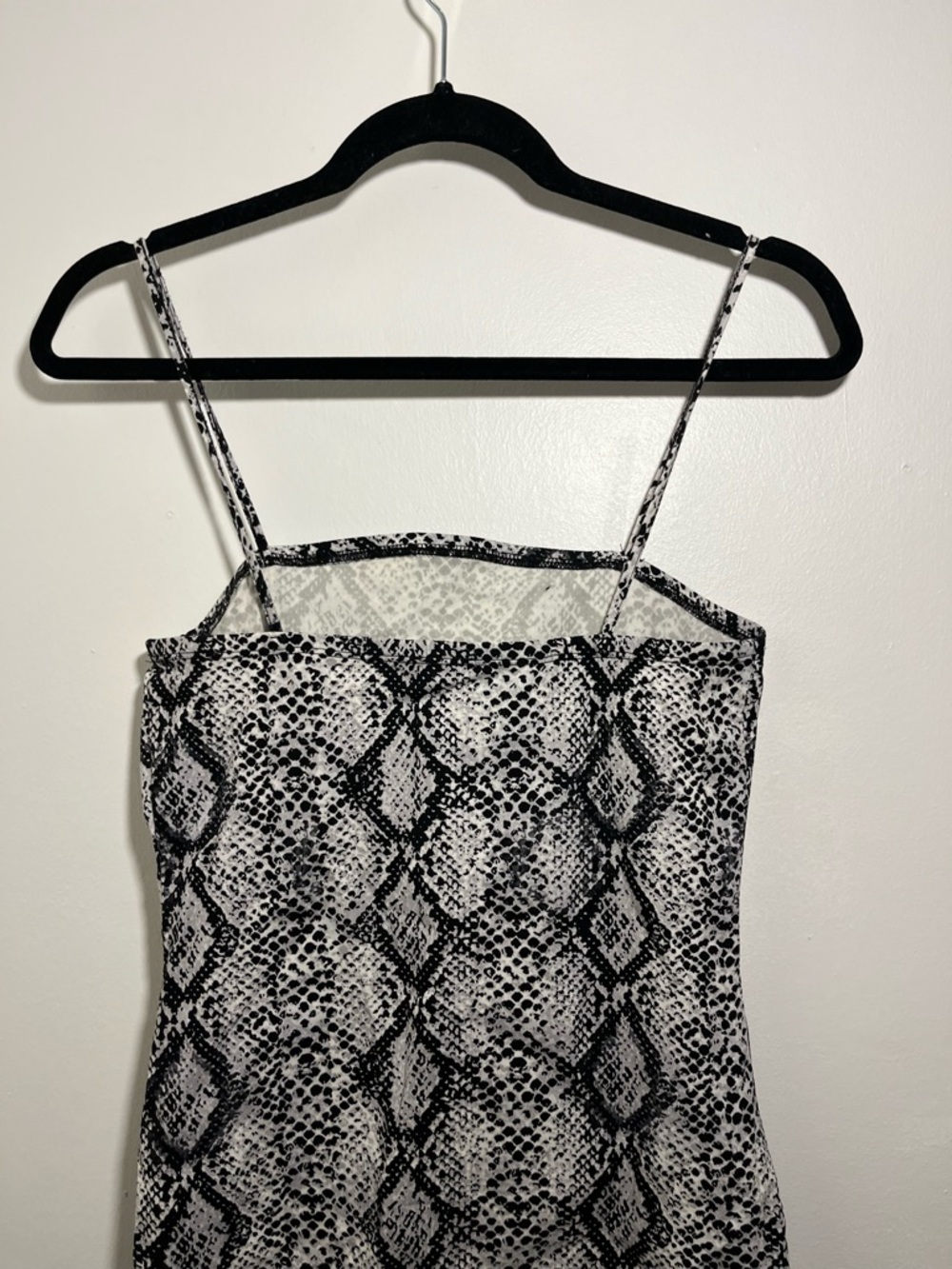 Garage Snakeskin-Print Bodycon Dress - Picture 9 of 9